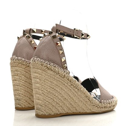 Valentino Garavani Grained Calfskin Rockstud Ankle Strap Espadrille 15/105mm Wedge Sandals 37 Poudre Natural 4 of 8