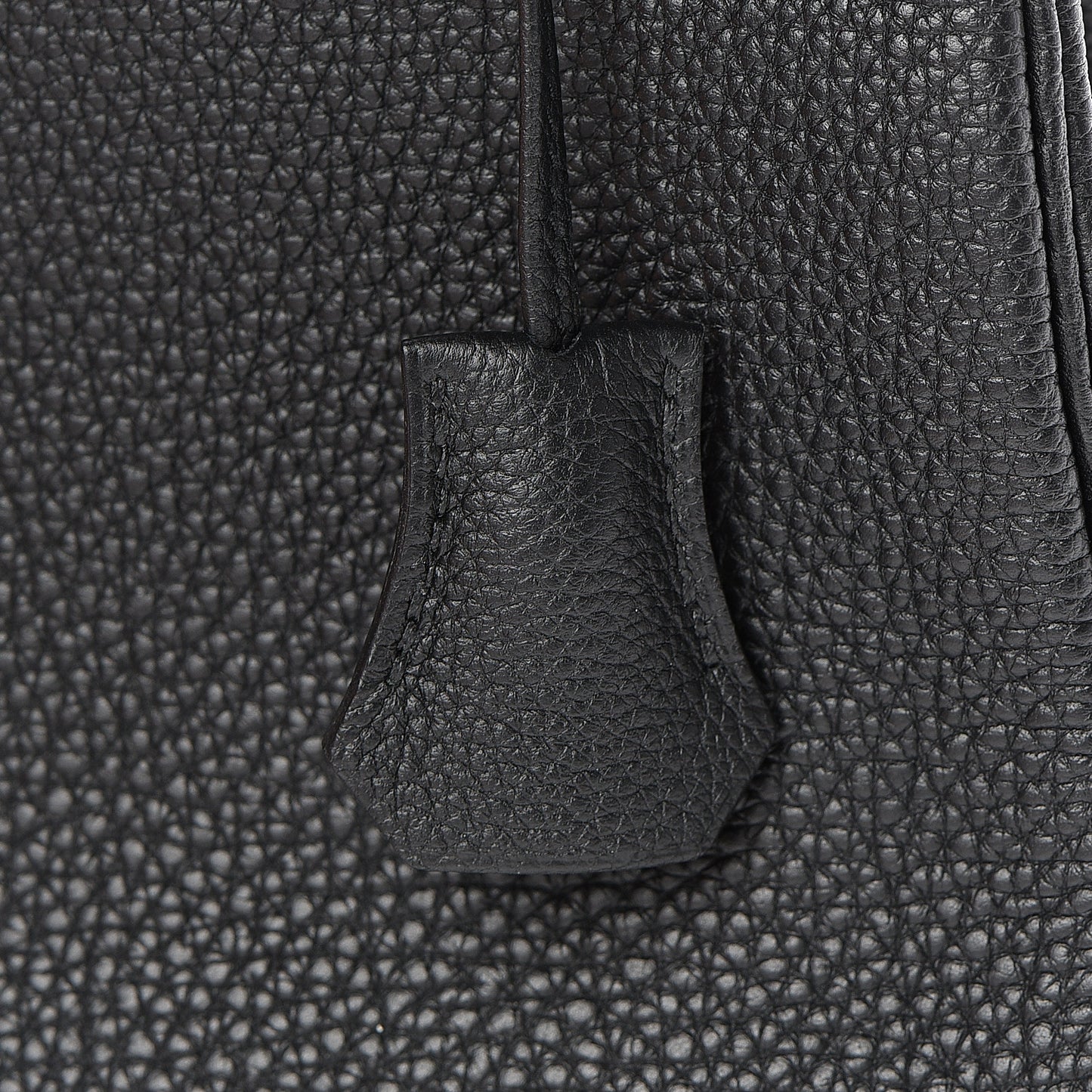 Togo Kelly Retourne 25 Black