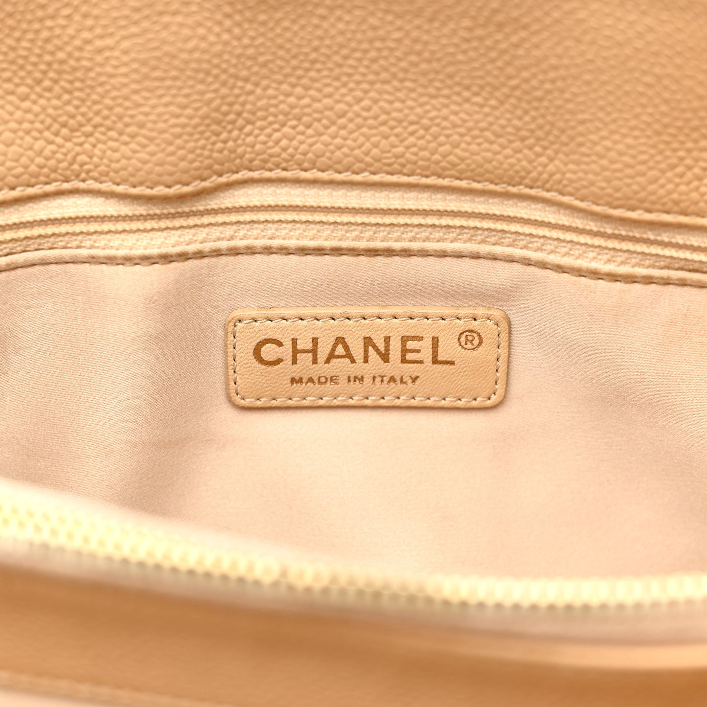 Caviar Quilted Grand Shopping Tote GST Beige Clair