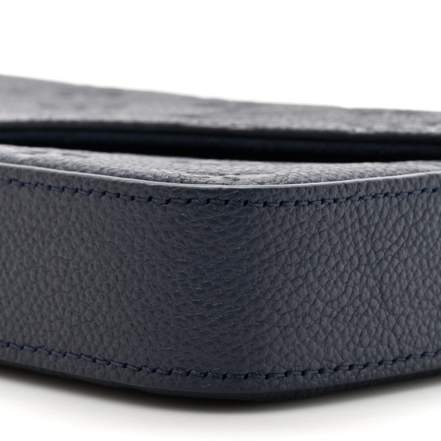 Empreinte Pochette Felicie Chain Wallet Navy