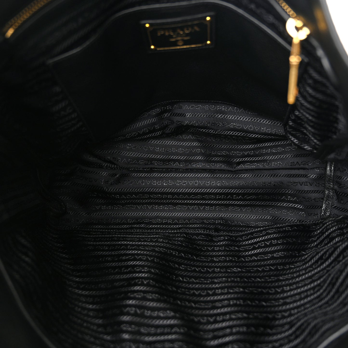 Vitello Daino Shopping Tote Black
