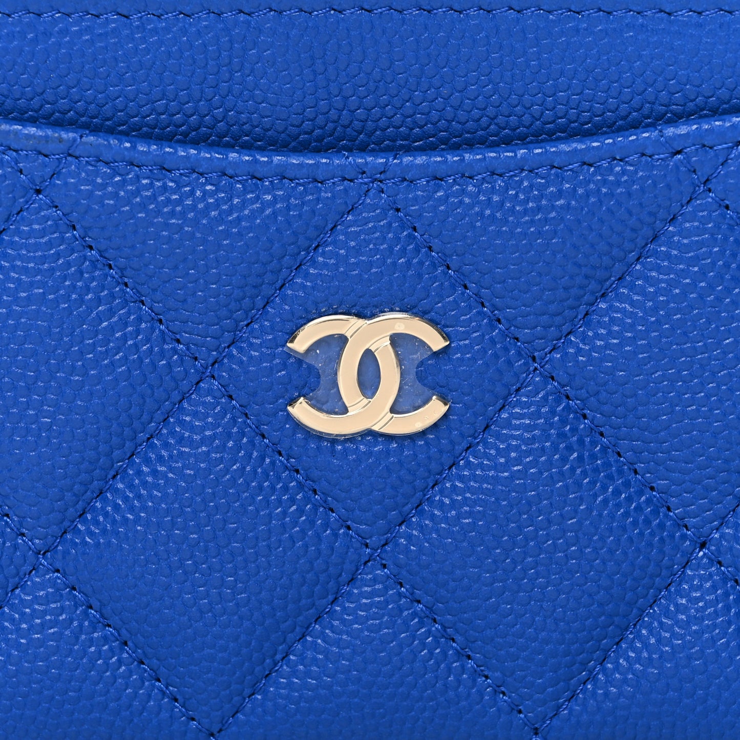 Caviar Quilted Card Holder Blue