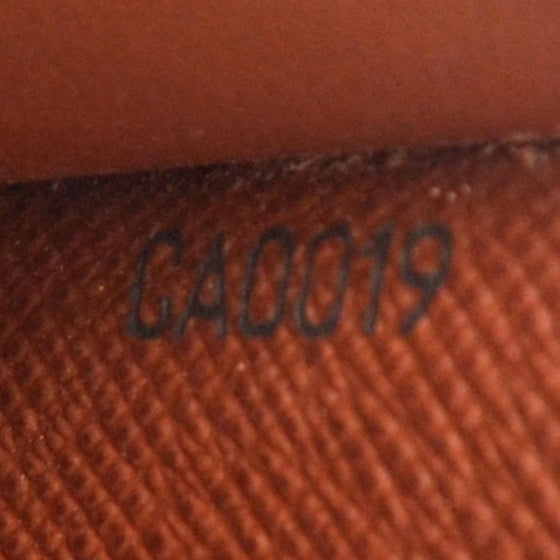 Louis Vuitton Monogram Alexandra Wallet 8 of 8