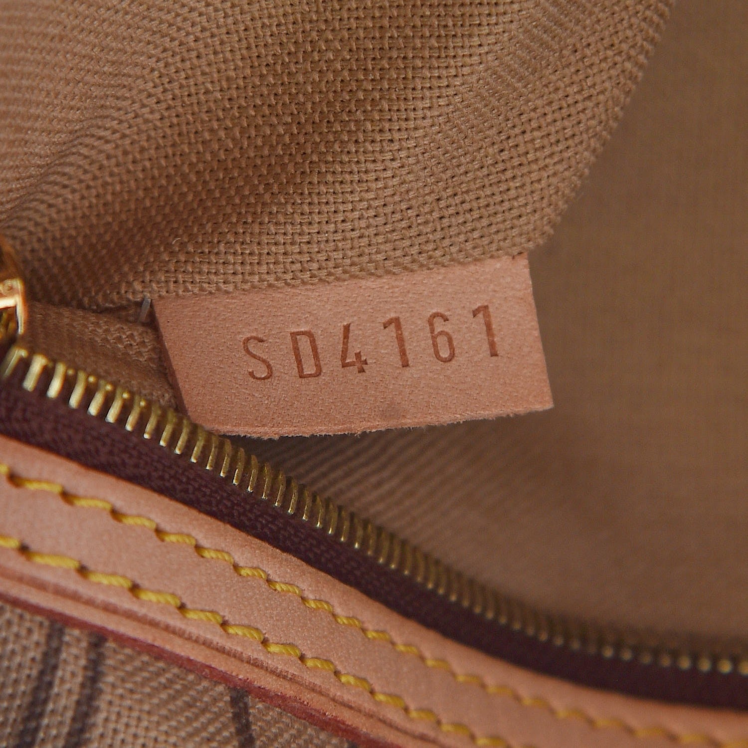 Louis Vuitton Monogram Delightful GM 7 of 10