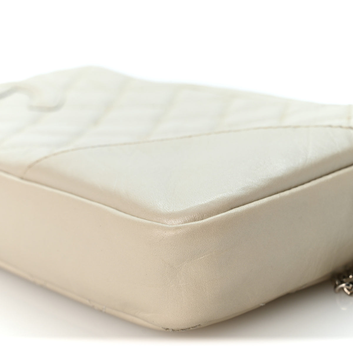 Metallic Aged Calfskin Quilted Cotton Club Pochette Argent Clair
