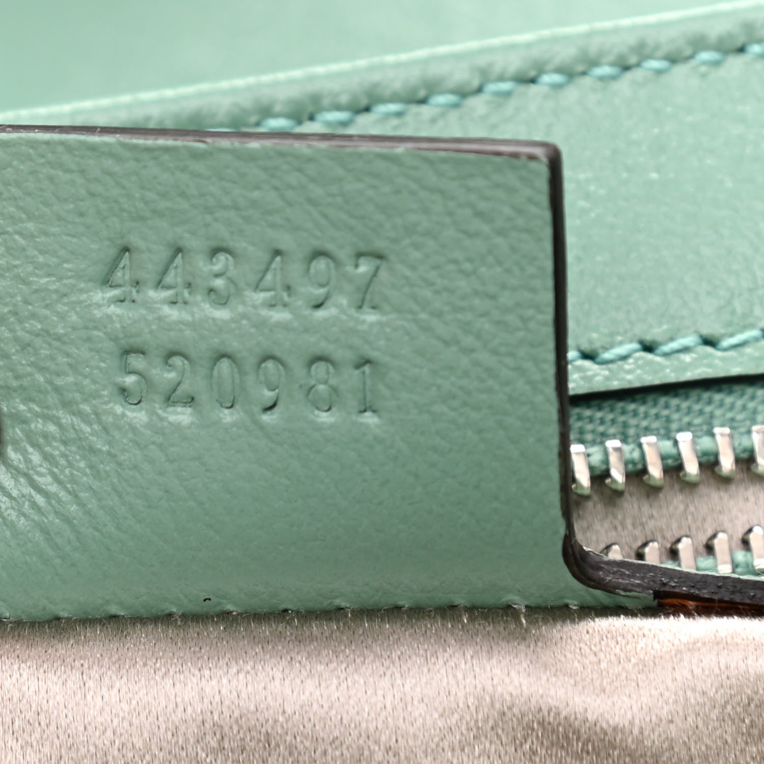 Gucci Sequin Satin Calfskin Matelasse Diagonal Small GG Marmont Shoulder Bag Grigio Argento Verde Chiaro Rosa Giallo Light Water Green 7 of 8