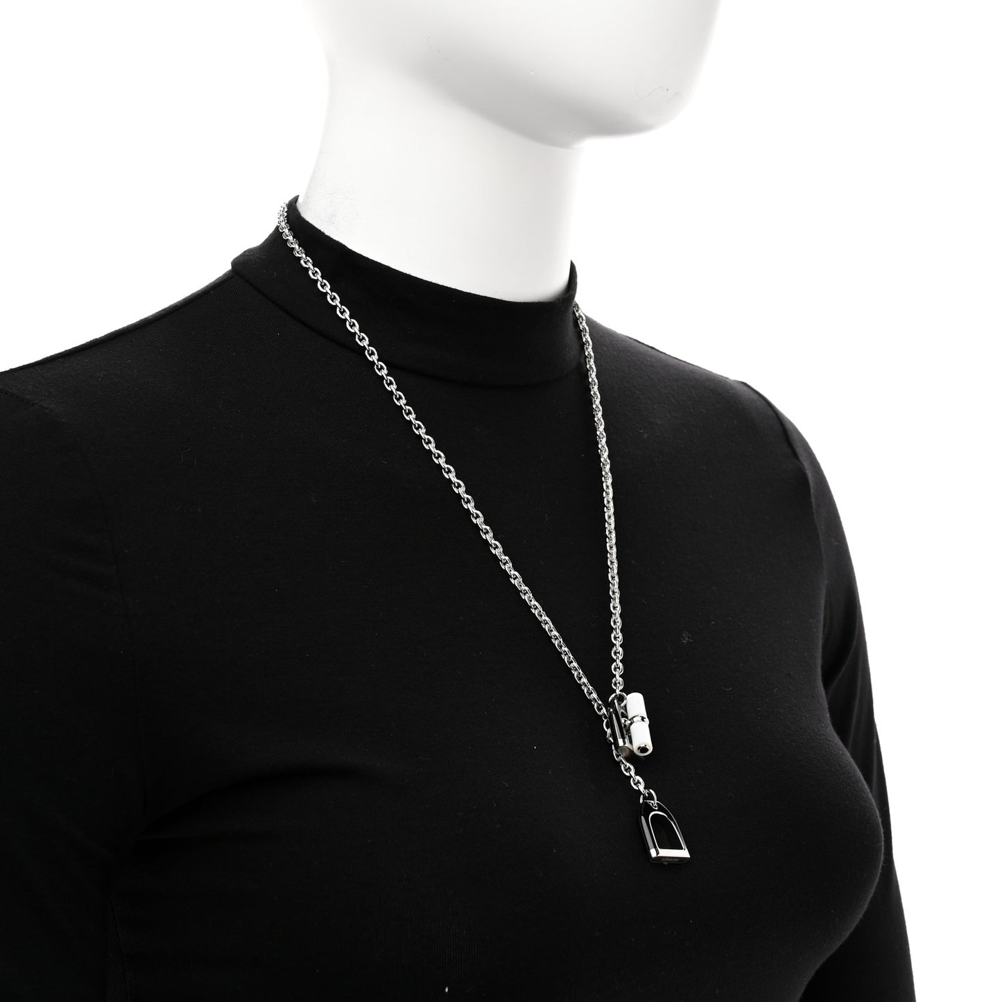 Palladium Lacquered Etrier Necklace Black