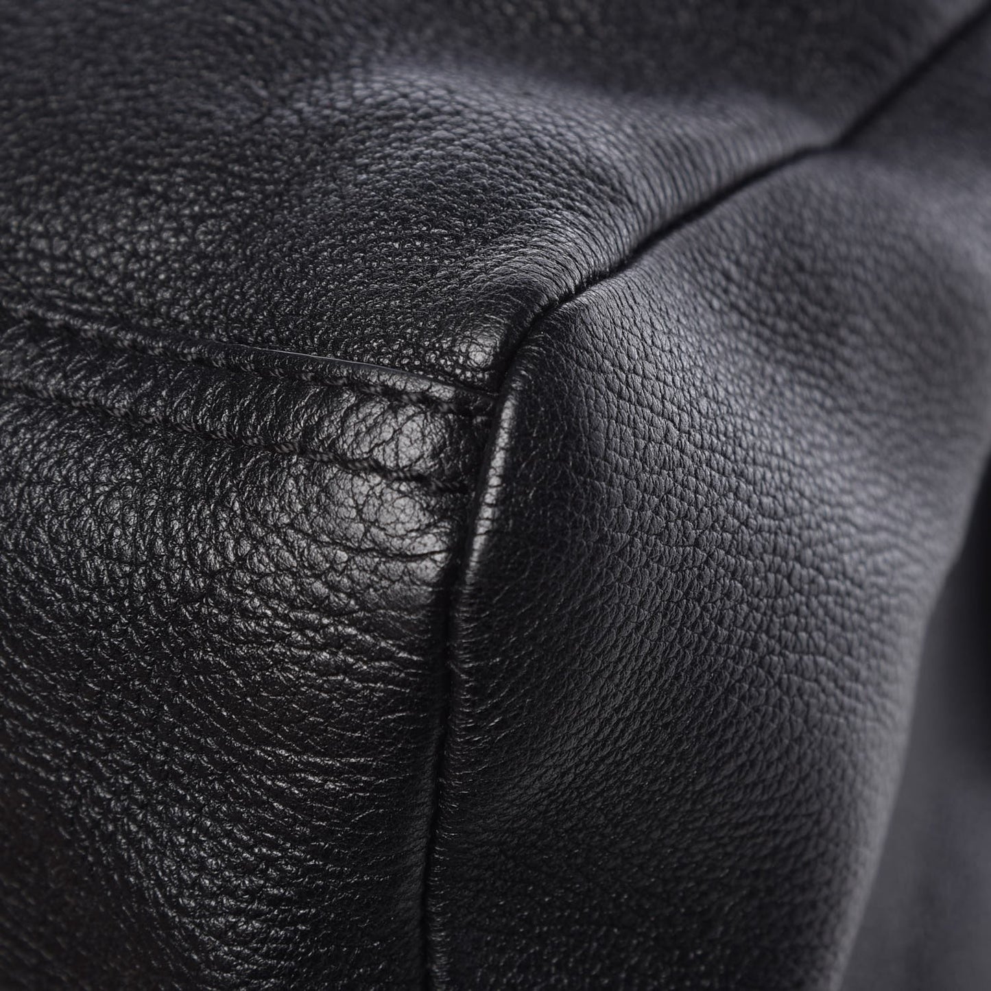 Sugar Goatskin Small Pandora Black