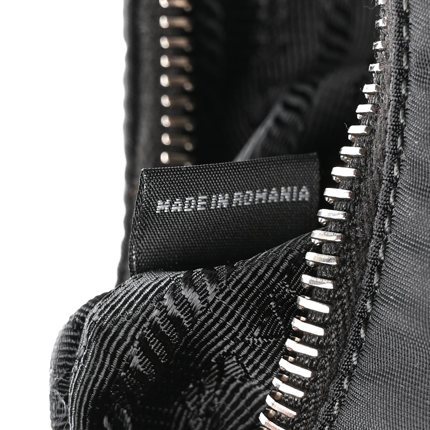 Nylon Re-Edition 2005 Shoulder Bag Black