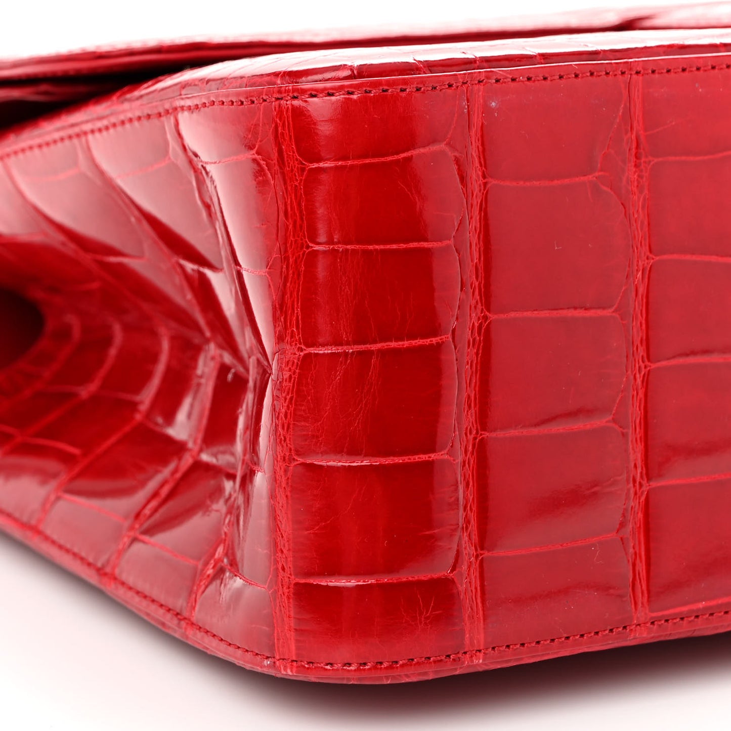 Alligator Jumbo Double Flap Red