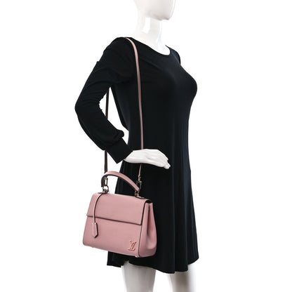 Louis Vuitton Epi Cluny BB Rose Ballerine 2 of 8
