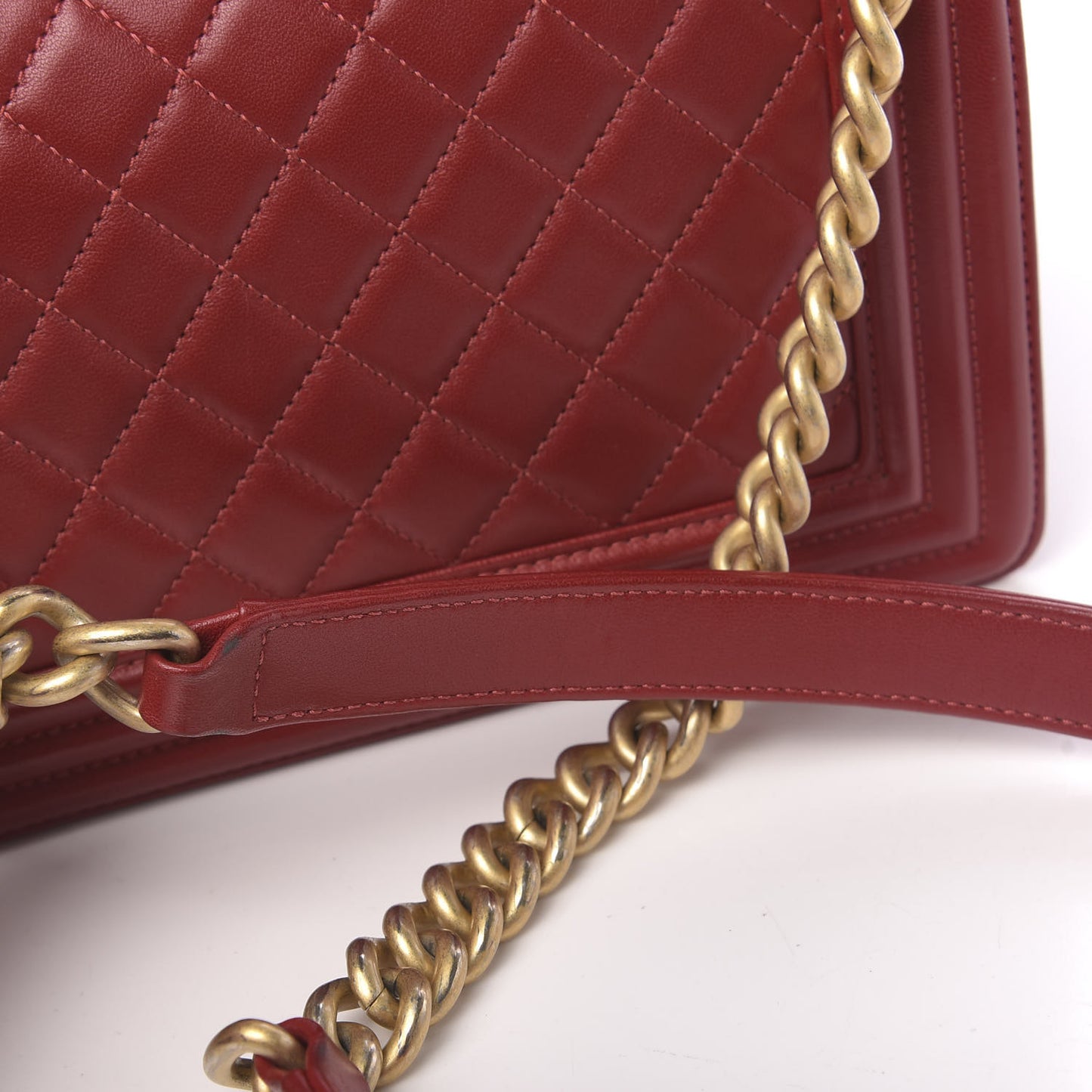 Lambskin Quilted Medium Boy Flap Red