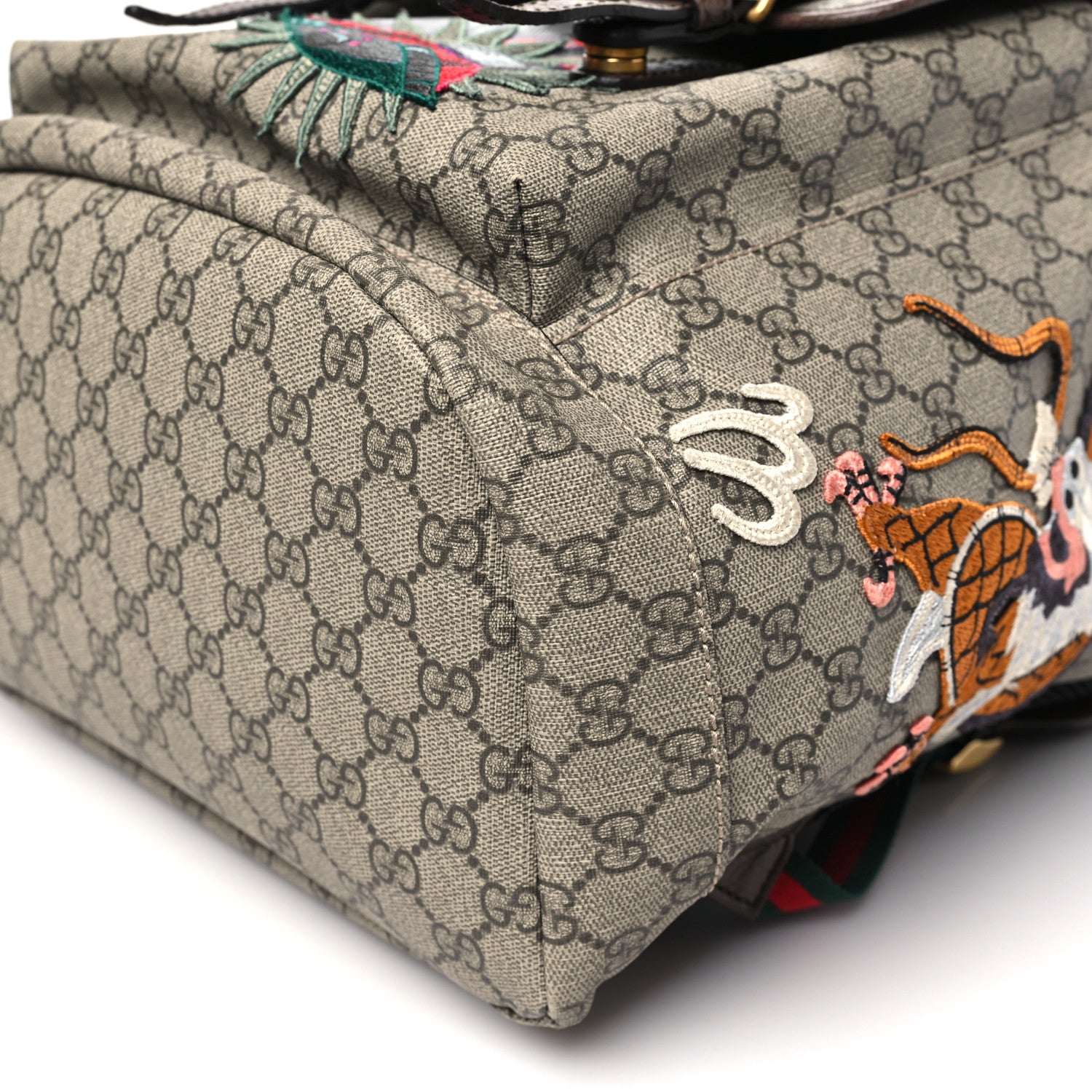 Gucci Soft GG Supreme Monogram Courrier Web Double Buckle Backpack Beige New Acero 10 of 11