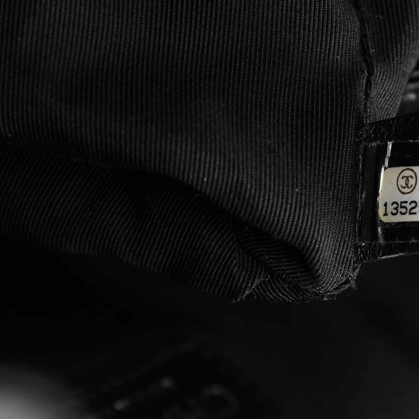 Patent Quilted Expandable CC Shoping Tote Black