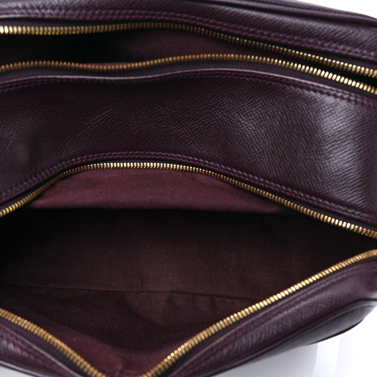 Louis Vuitton Taiga Reporter Messenger Acajou 6 of 8