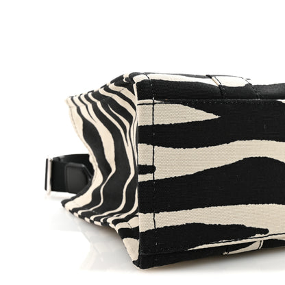 Marc Jacobs Cotton Canvas Zebra Tiger Print Medium The Traveler Tote Bag Black White 9 of 10