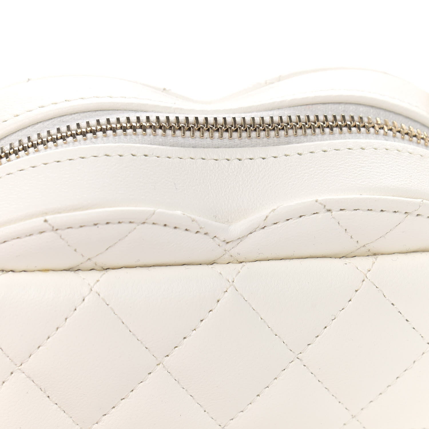 Chanel Lambskin Quilted CC In Love Heart Clutch With Chain White 11 of 12