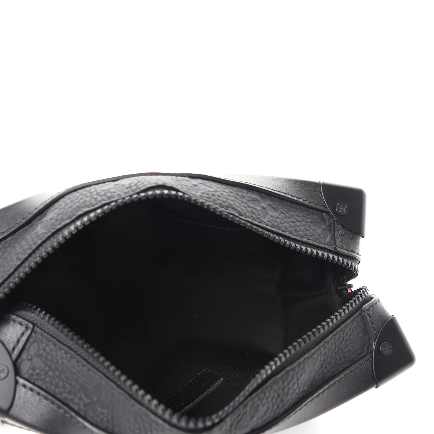 Taurillon Monogram Solar Ray Soft Trunk Black