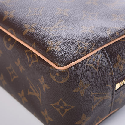 Louis Vuitton Monogram Toiletry Bag 25 9 of 11