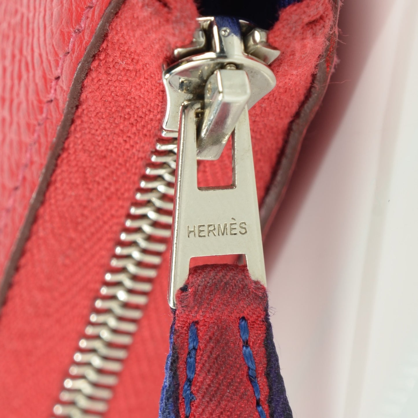 Epsom Silk'in Compact Wallet Bougainvillea