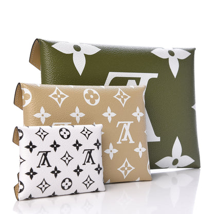 Louis Vuitton Monogram Giant Kirigami Pochette Set 5 of 10