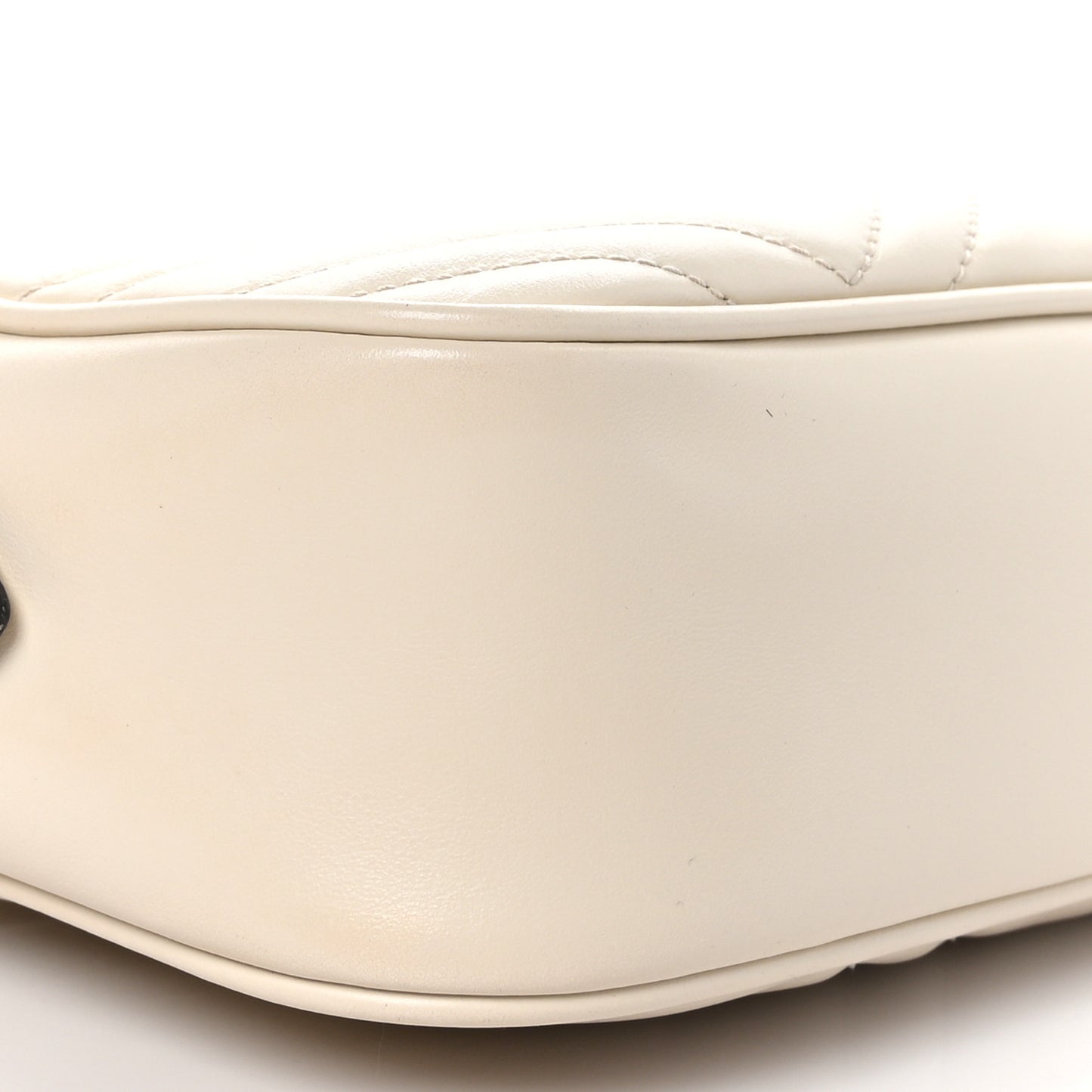 Calfskin Matelasse Small GG Marmont Chain Shoulder Bag White
