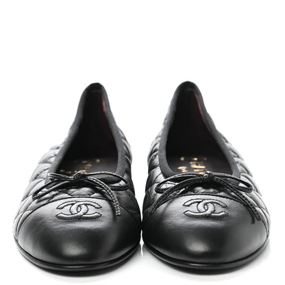 Chanel Aged Calfskin Quilted Cap Toe Ballerina Flats 40 Black 2 of 9