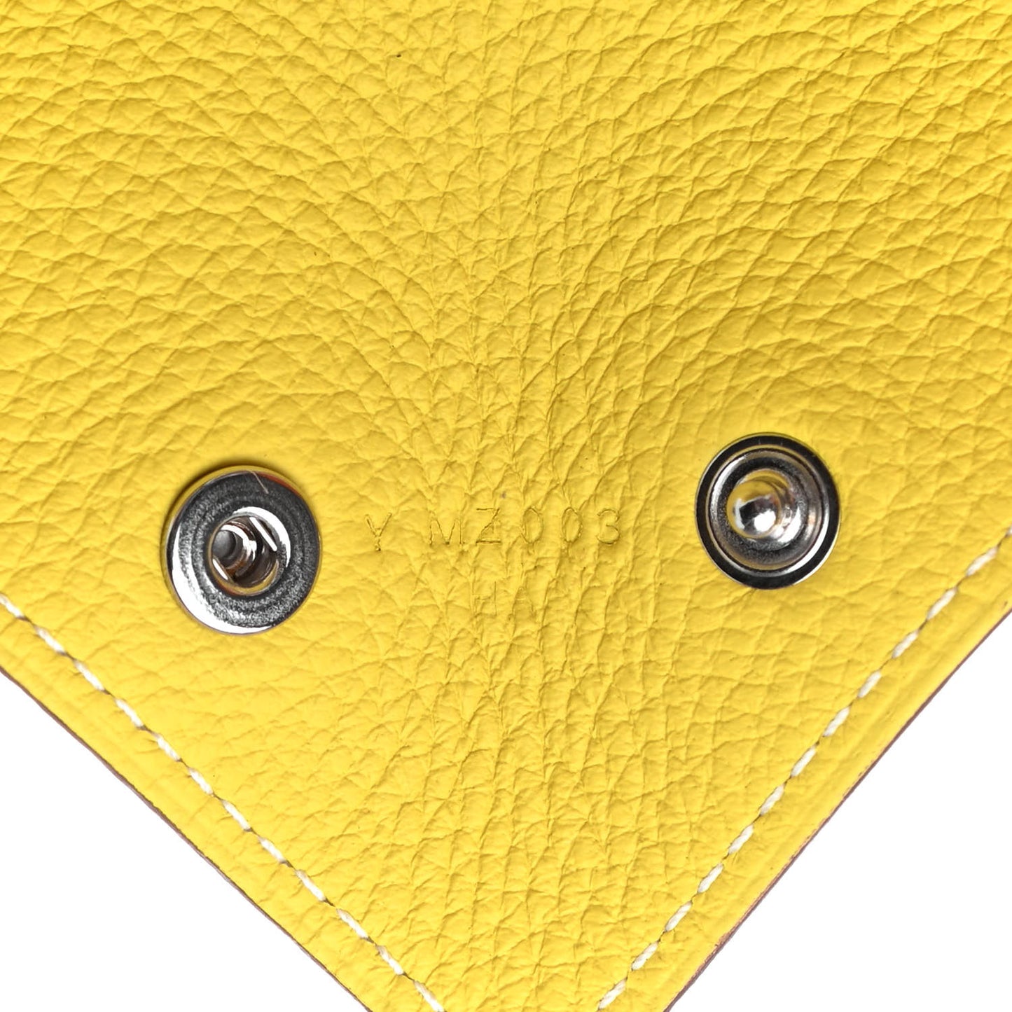 Taurillon Clemence Mises et Relances Robe Du Soire Change Tray Jaune Ivoire