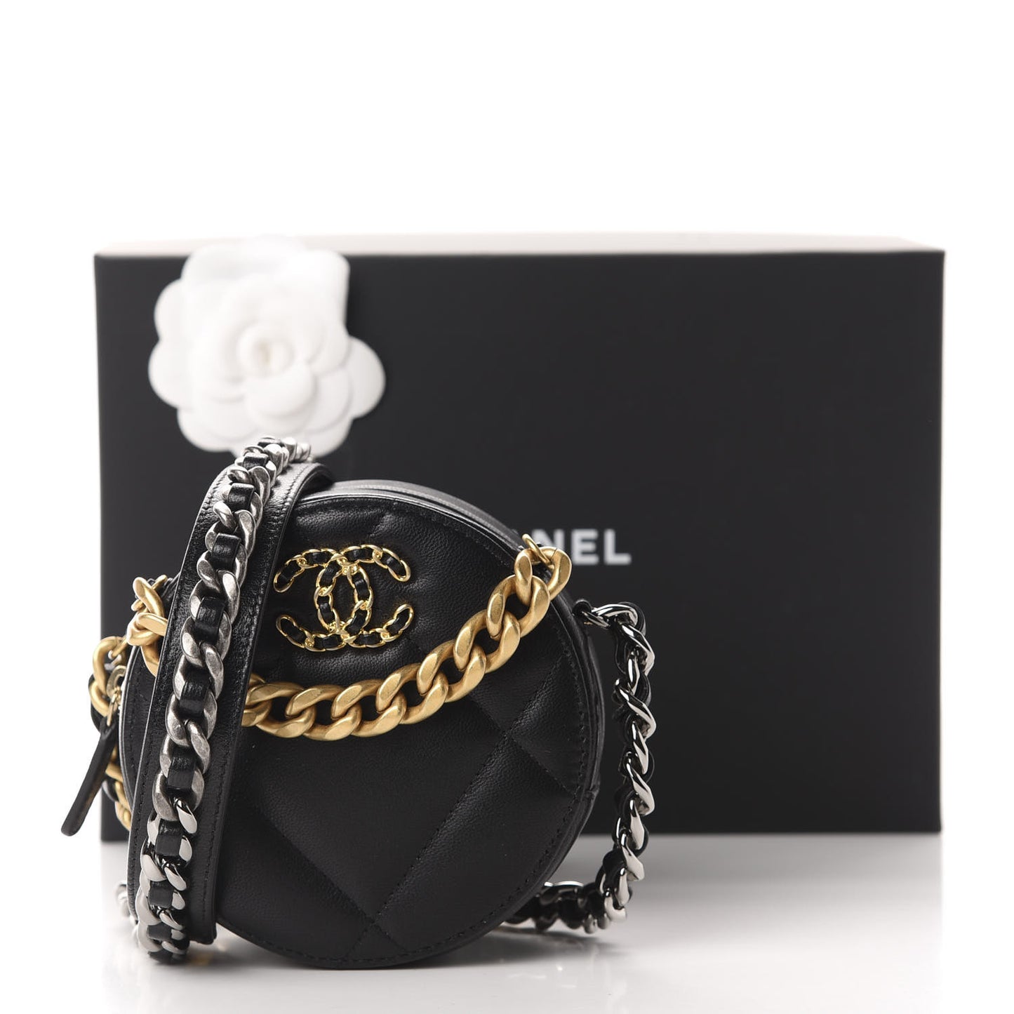 Shiny Goatskin Quilted 19 Round Clutch With Chain Black