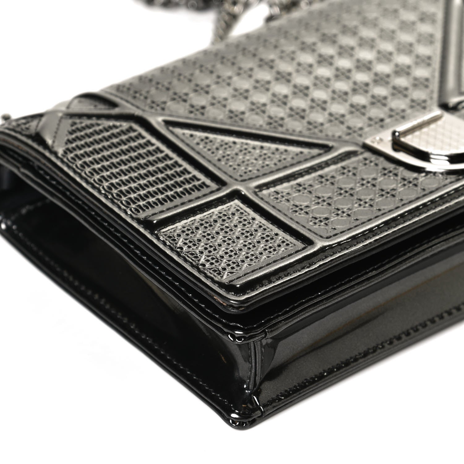 Christian Dior Metallic Patent Micro-Cannage Diorama Wallet on Chain Pouch Onyx Black 11 of 13