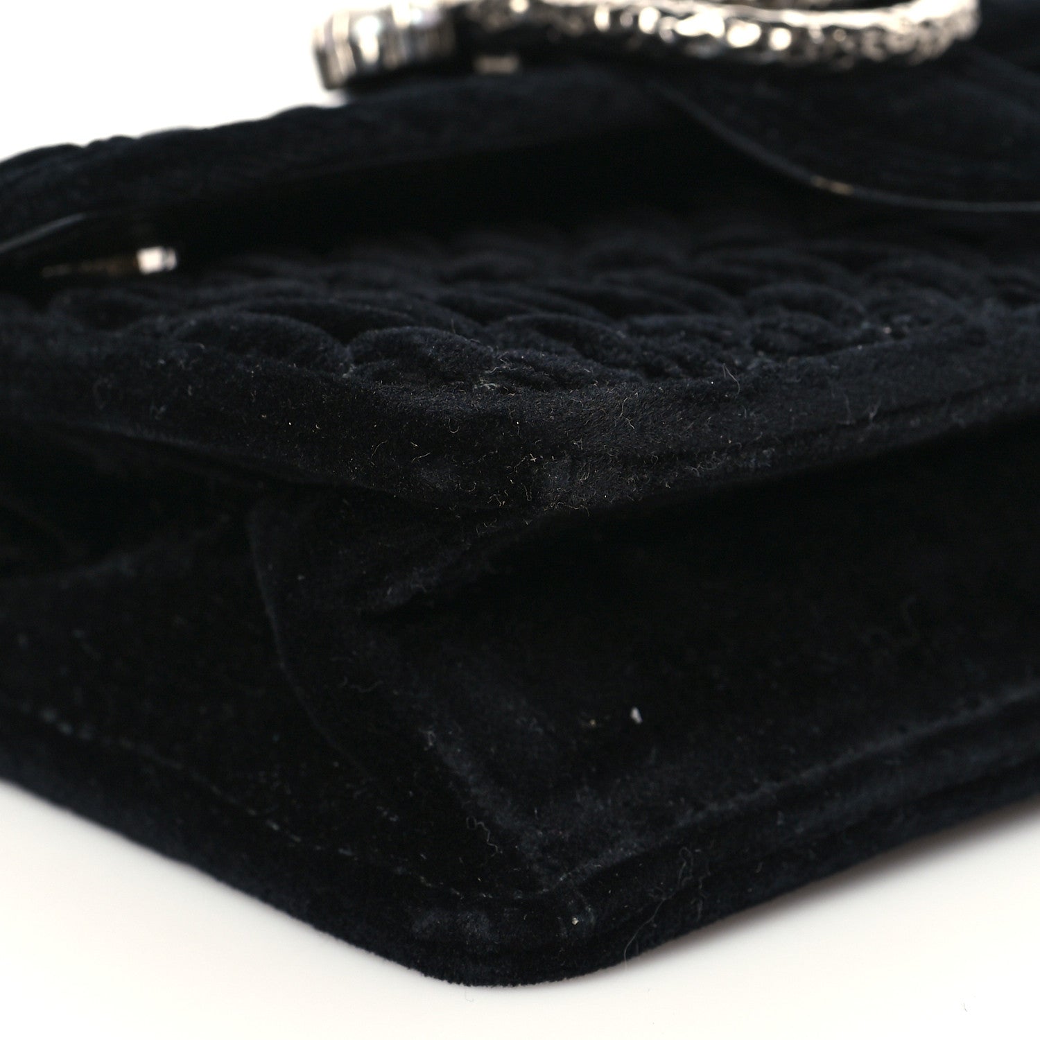 Miu Miu Velvet Matelasse Pearl Embellished Chain Clutch Black 7 of 8