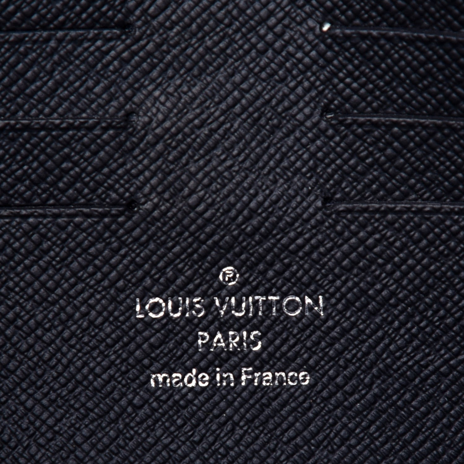 Louis Vuitton Taiga Kasai Clutch Black 6 of 7