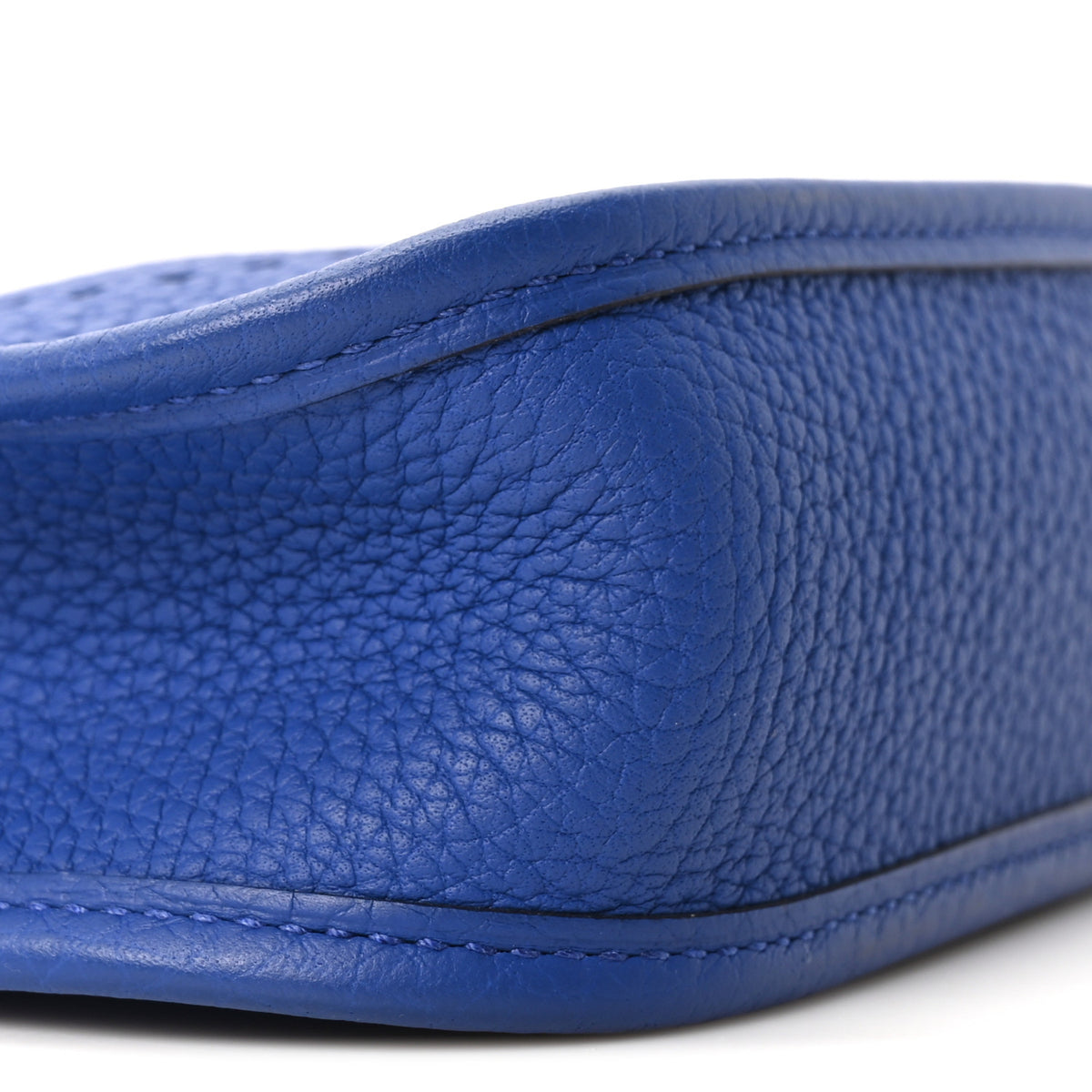 Hermes Taurillon Clemence Maxi Quadrille Evelyne TPM Royal Bleu Bleu Bill Biscuit Rouge H 9 of 10