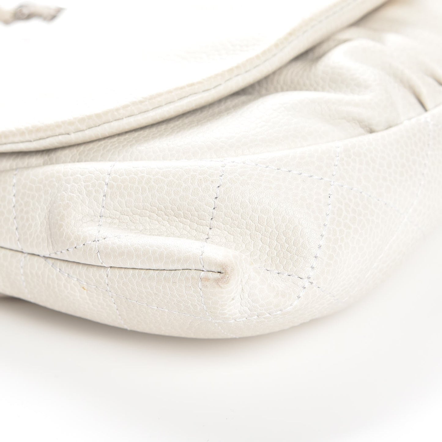Caviar Half Moon Wallet On Chain WOC White