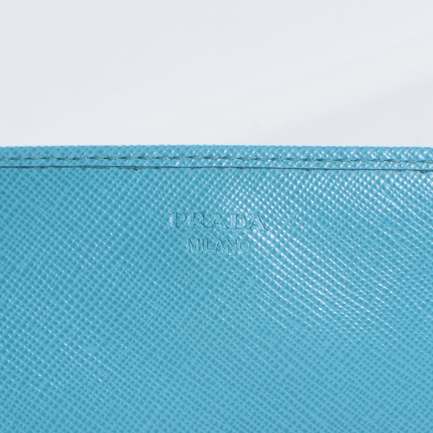 Saffiano Metal Wallet with Chain Turchese
