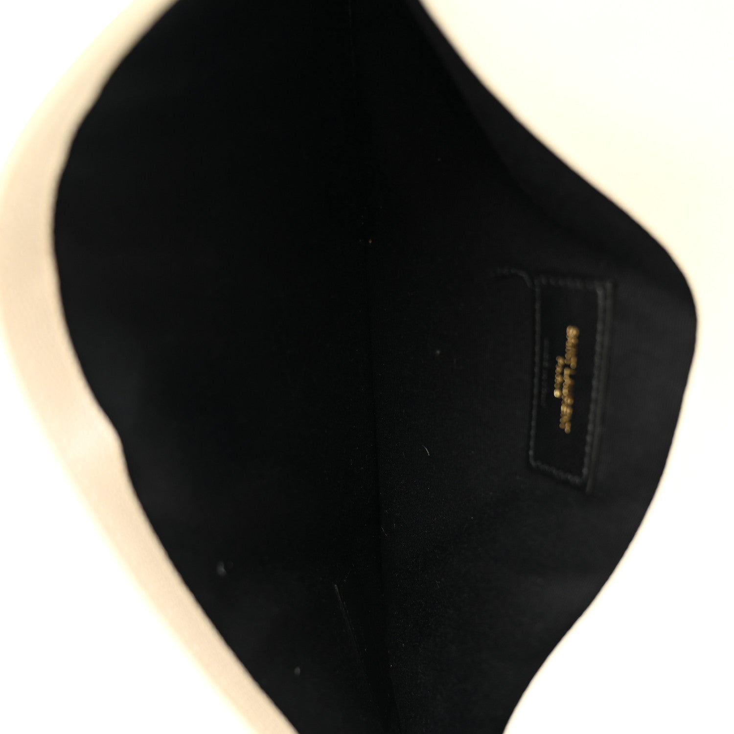 Saint Laurent Grain De Poudre Uptown Pouch Crema Soft 5 of 7