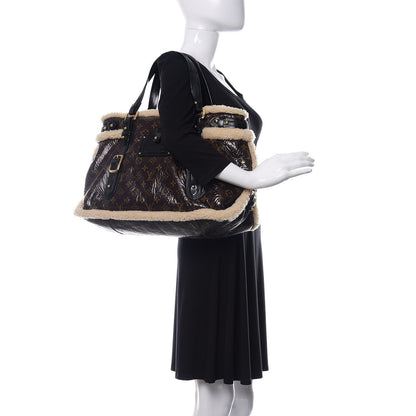 Louis Vuitton Patent Monogram Shearling Sac Thunder 2 of 10