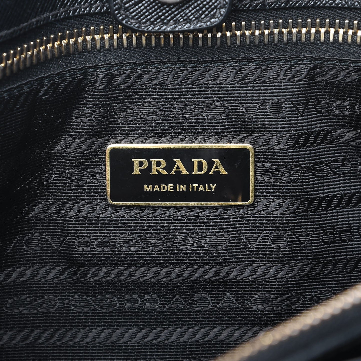 Saffiano Lux Medium Tote Nero Black