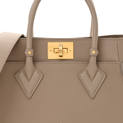 Louis Vuitton Mahina On My Side PM Galet 7 of 9