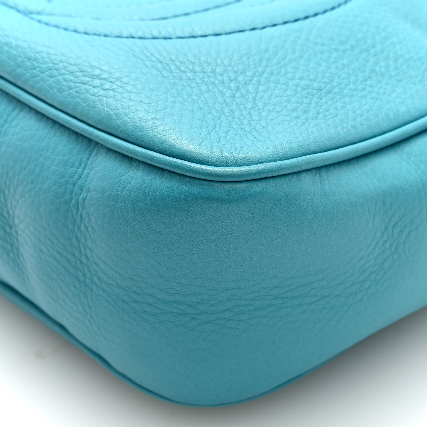 Pebbled Calfskin Small Soho Disco Bag Deep Cobalt