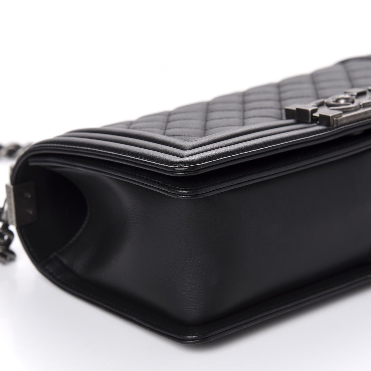 Calfskin Quilted Medium Boy Flap Black