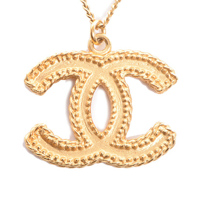 Chanel CC Necklace Gold 3 of 5