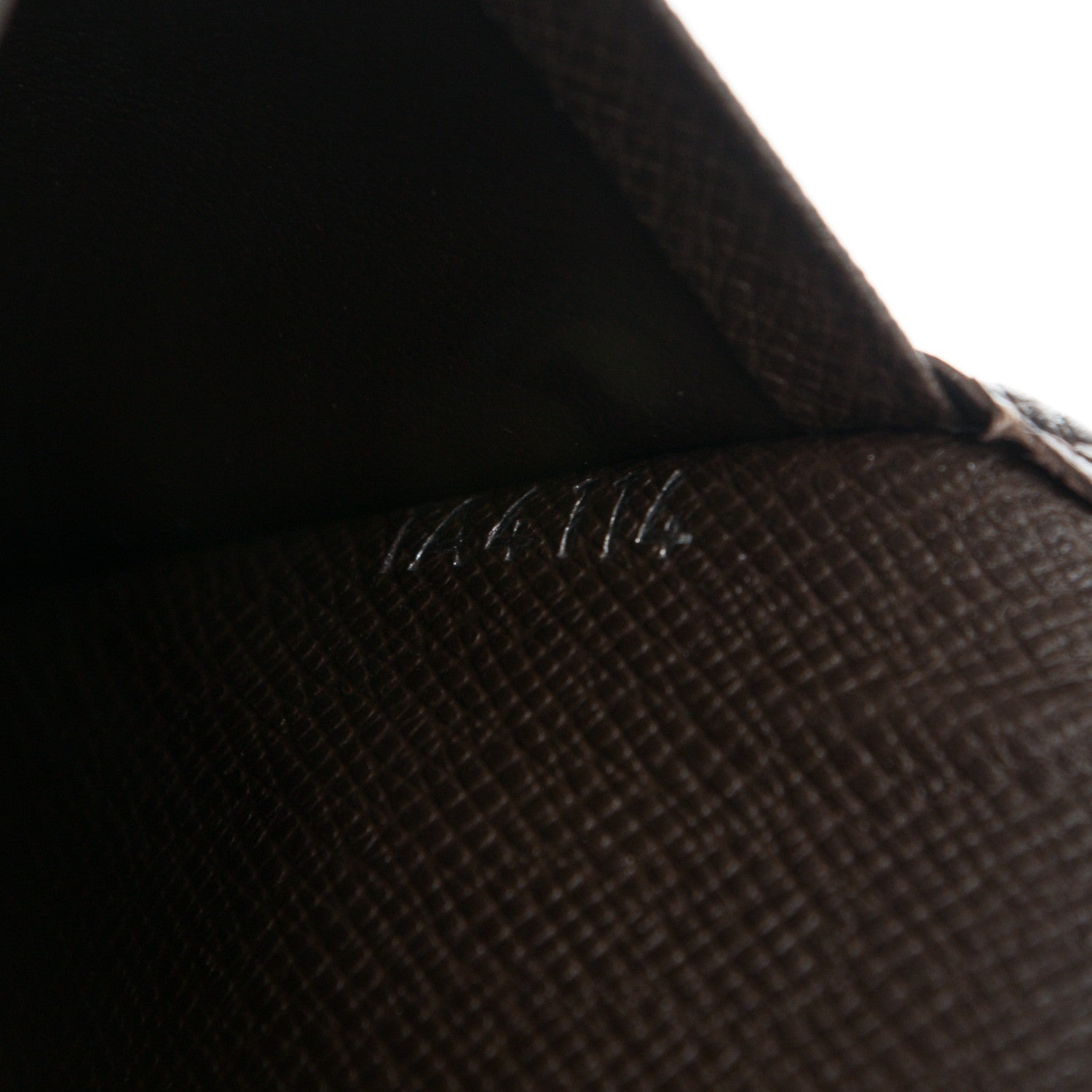 Louis Vuitton Taiga Brazza Wallet Grizzli 7 of 7