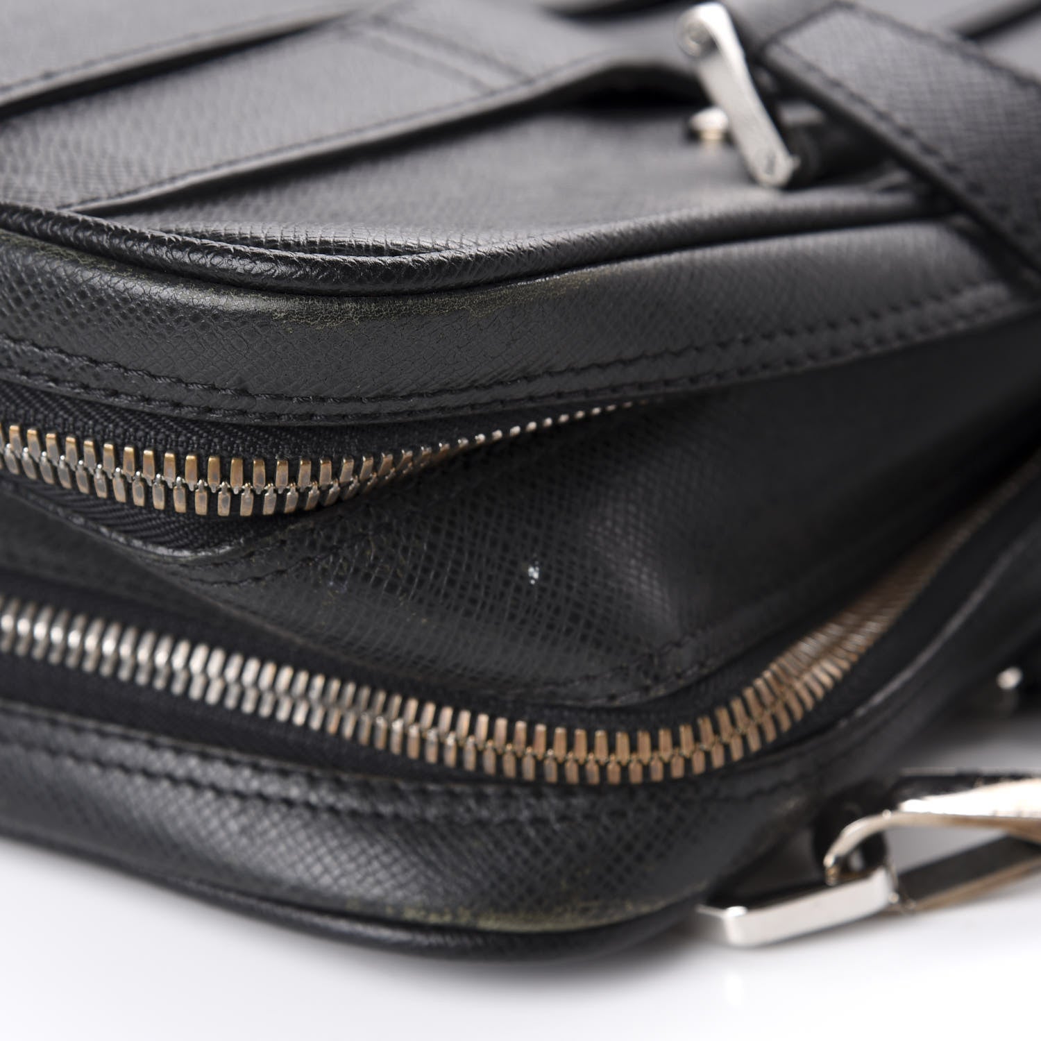 Louis Vuitton Taiga Alexander Briefcase Slate 20 of 23