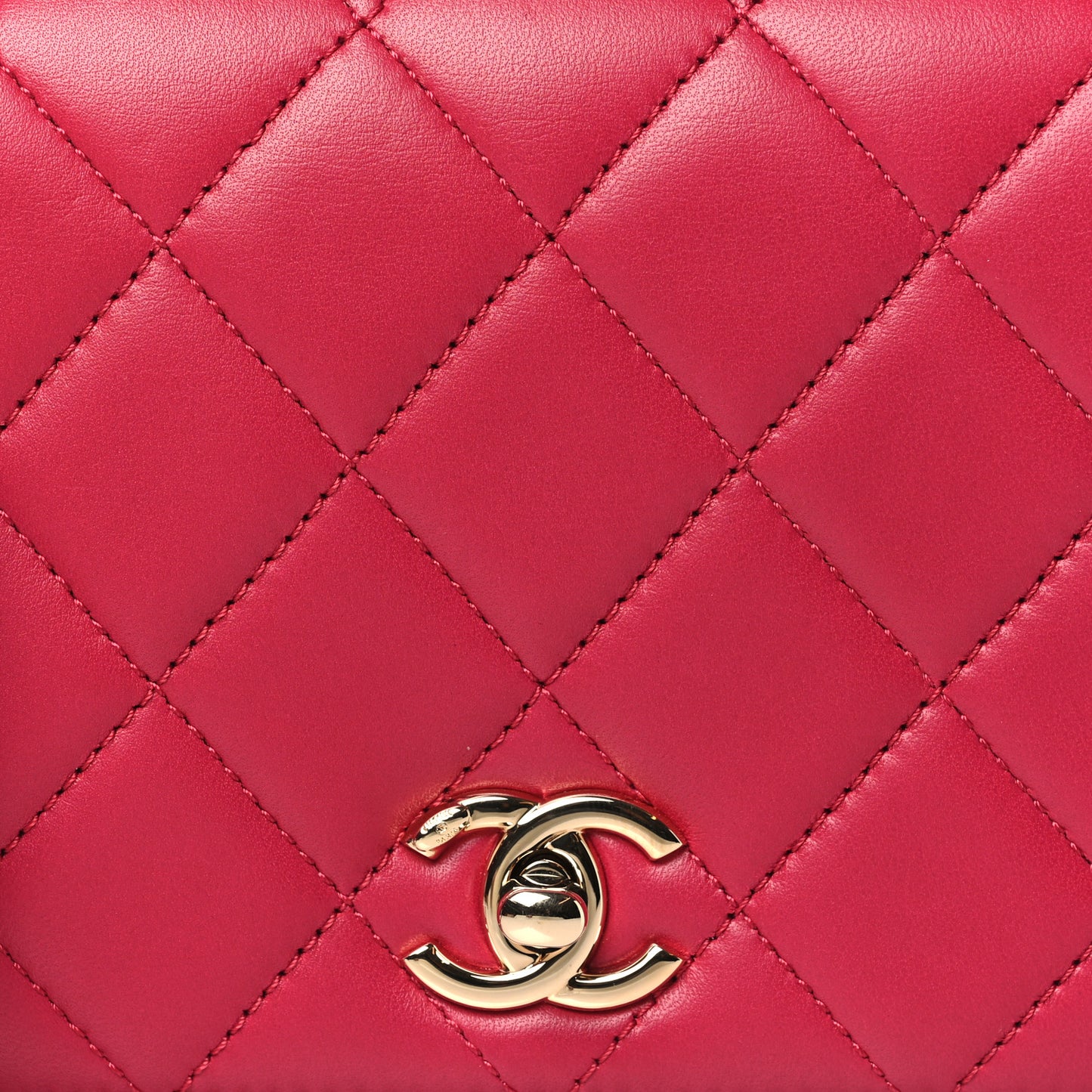 Lambskin Mini Carry Chic Flap Pink