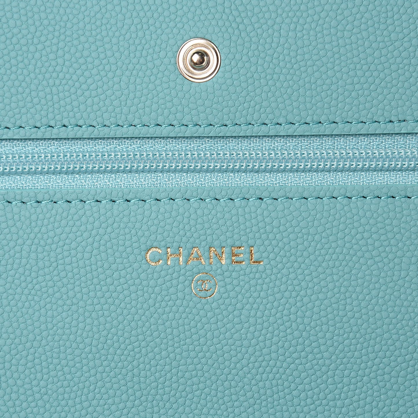 Caviar Chevron Quilted Wallet On Chain WOC Green