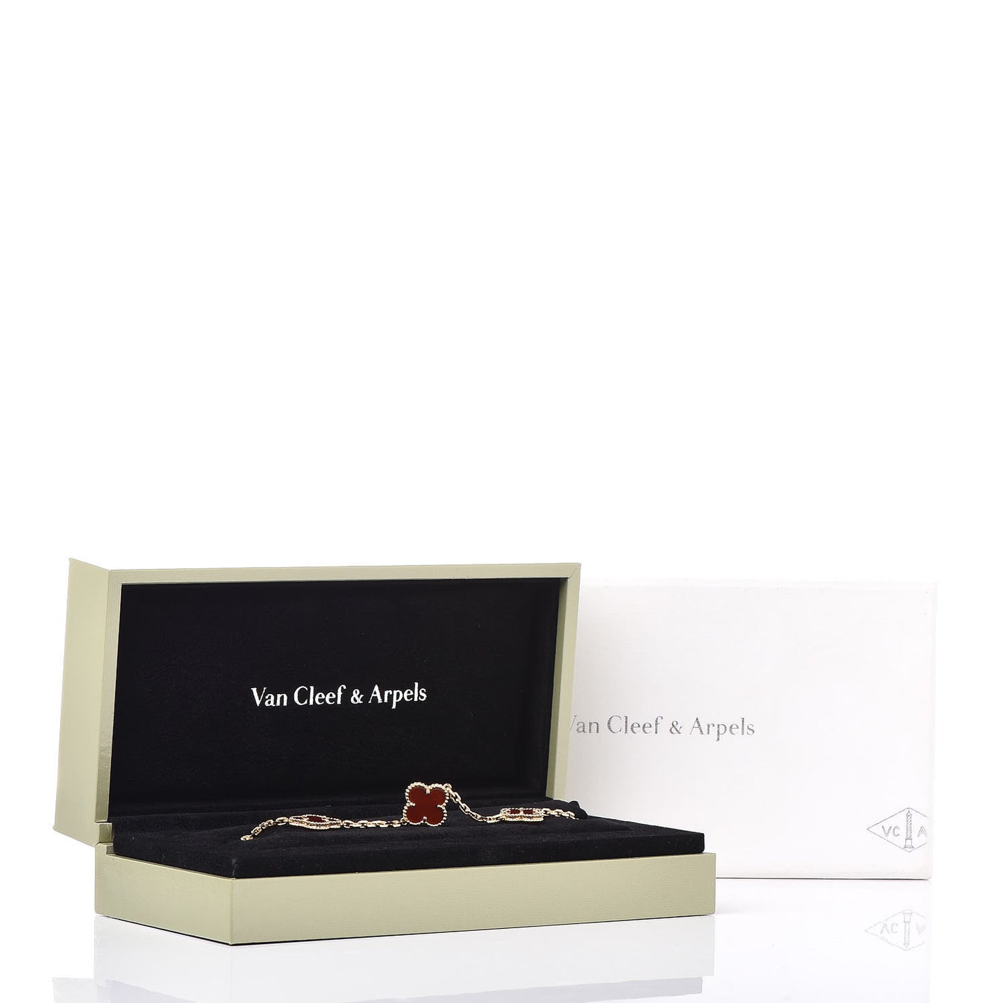 18K Yellow Gold Carnelian 5 Motifs Vintage Alhambra Bracelet