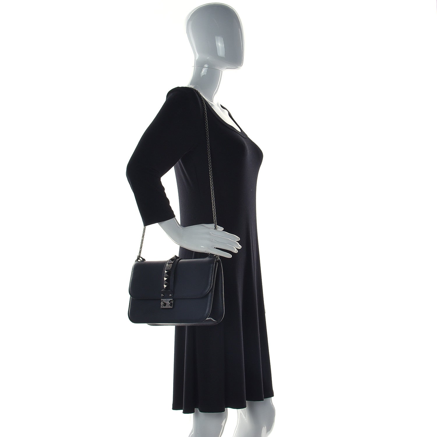 Valentino Garavani Vitello Medium Glam Lock Rockstud Flap Black 2 of 19