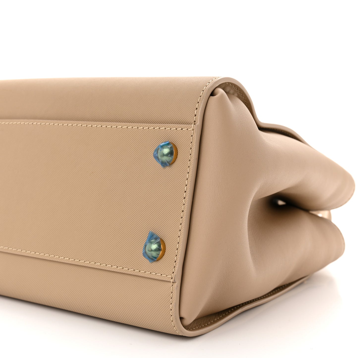 Trench Calfskin Medium Buckle Tote Honey