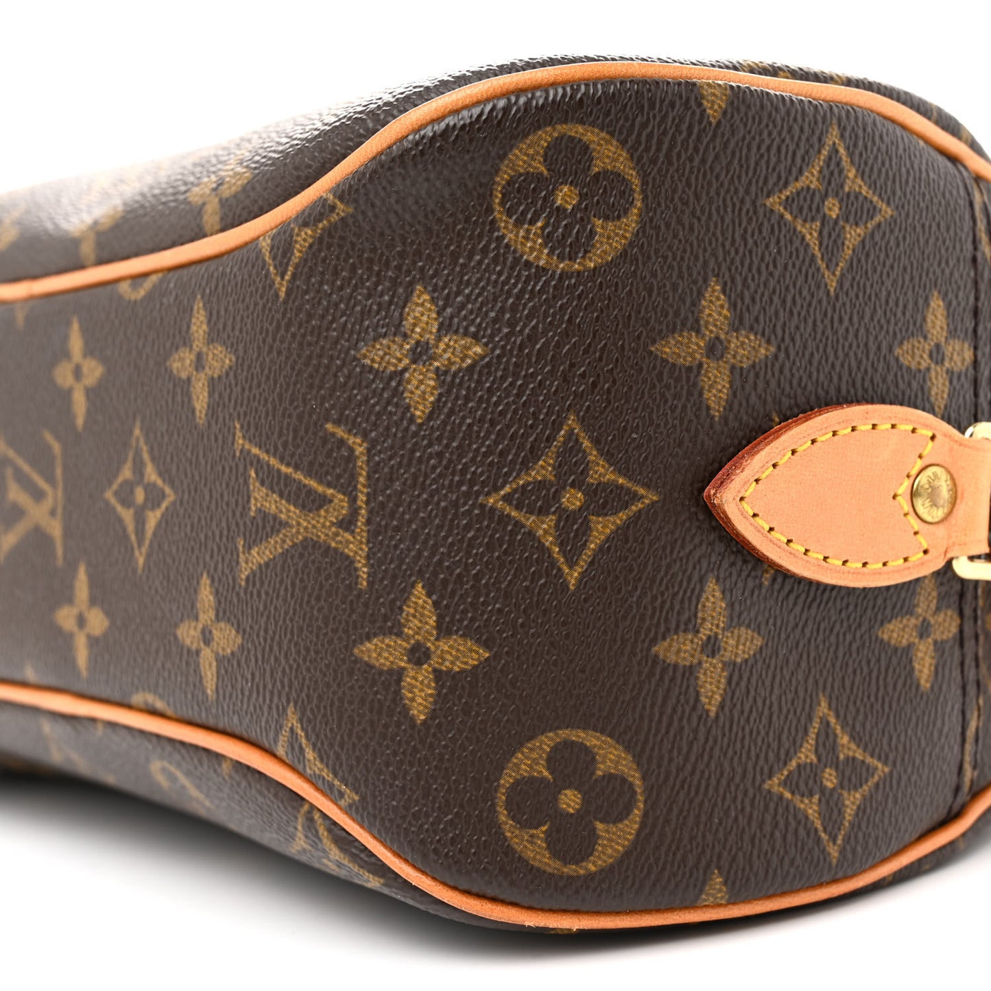 Monogram Blois